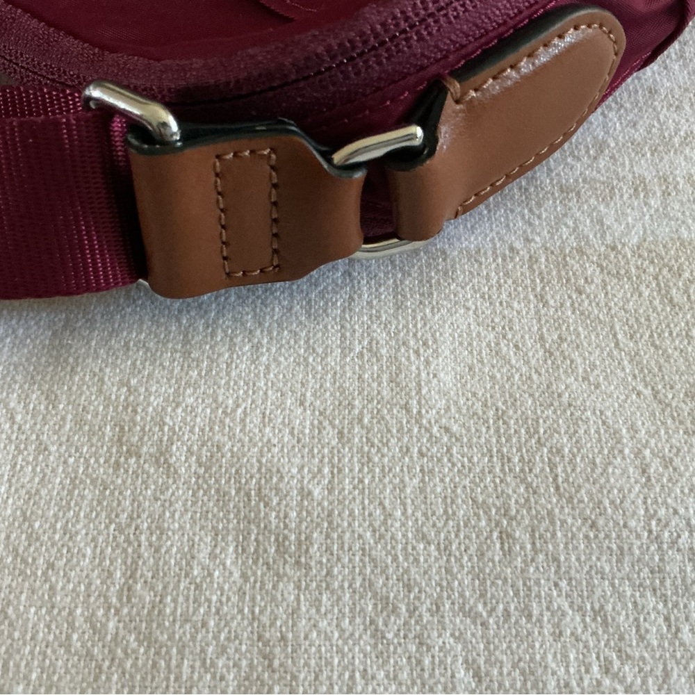 Tumi Women's Red Crossbody Bag - Picture 13 of 16